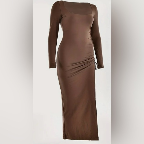 Elegant Brown Long Sleeve Dress - Picture 5 of 15